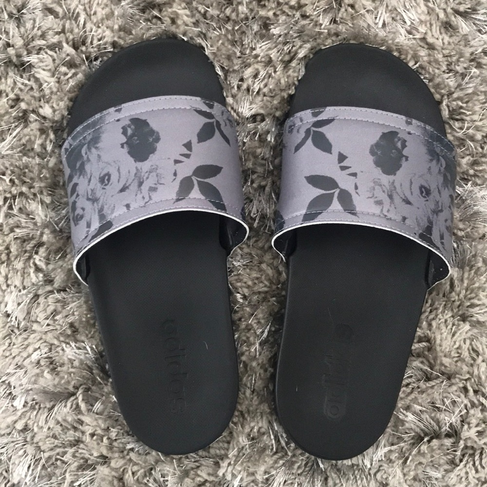 Adidas Slides Size 5